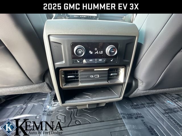 2025 GMC HUMMER EV SUV 3X
