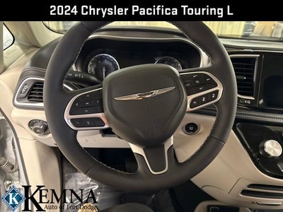 2024 Chrysler Pacifica Touring L AWD