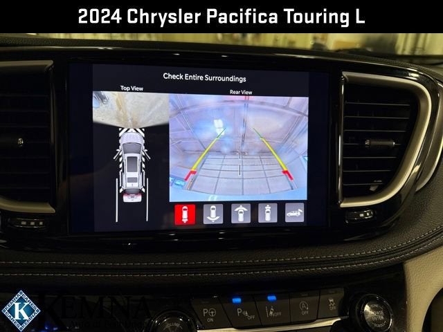 2024 Chrysler Pacifica Touring L AWD