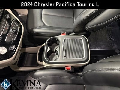 2024 Chrysler Pacifica Touring L AWD