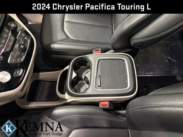 2024 Chrysler Pacifica Touring L AWD