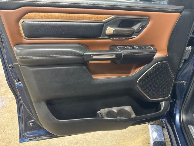 2020 RAM 1500 Laramie Longhorn Crew Cab 4x4 5'7' Box