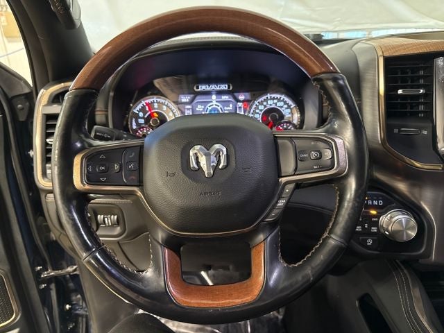 2020 RAM 1500 Laramie Longhorn Crew Cab 4x4 5'7' Box