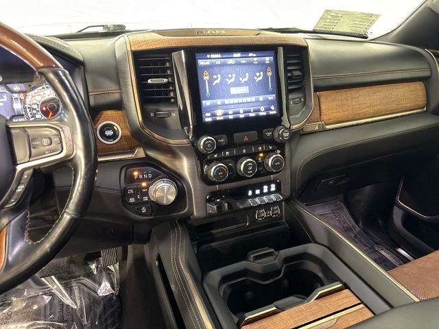 2020 RAM 1500 Laramie Longhorn Crew Cab 4x4 5'7' Box