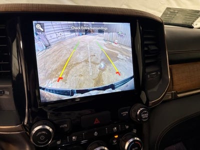 2020 RAM 1500 Laramie Longhorn Crew Cab 4x4 5'7' Box