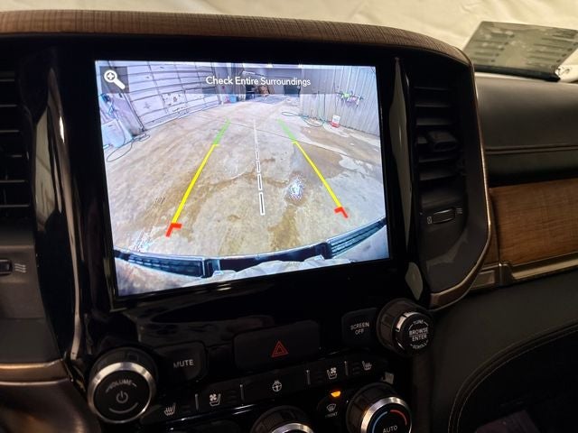 2020 RAM 1500 Laramie Longhorn Crew Cab 4x4 5'7' Box