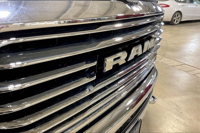 2020 RAM 1500 Laramie Longhorn Crew Cab 4x4 5'7' Box