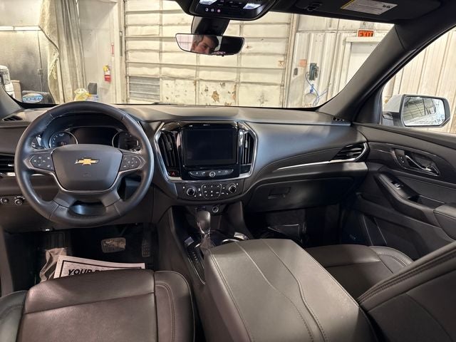 2023 Chevrolet Traverse AWD High Country