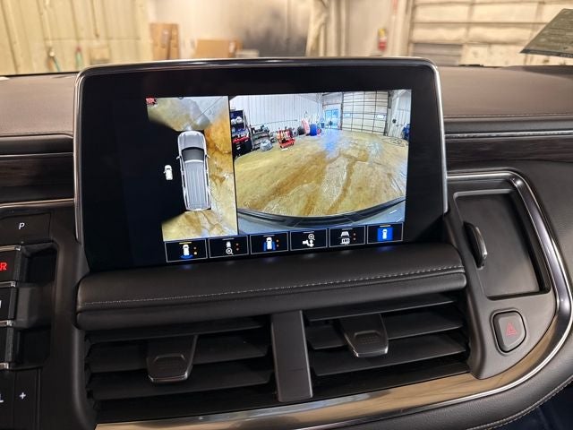 2022 Chevrolet Suburban 4WD Z71