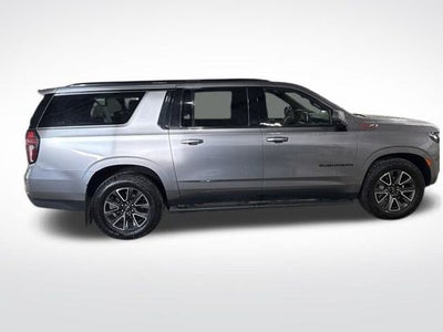 2022 Chevrolet Suburban 4WD Z71