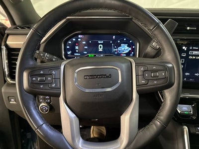 2024 GMC Sierra 2500HD 4WD Crew Cab Standard Bed Denali