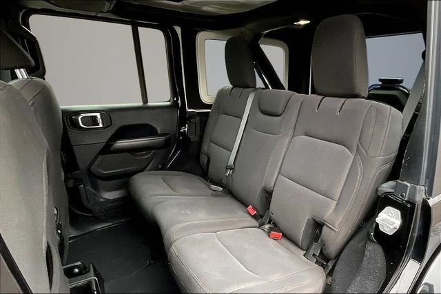 2018 Jeep Wrangler Unlimited Sahara 4x4