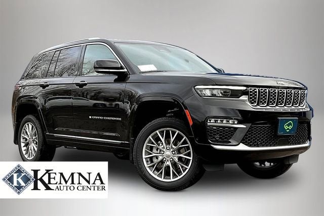 2022 Jeep Grand Cherokee Summit