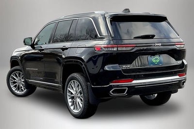 2022 Jeep Grand Cherokee Summit