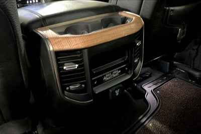 2020 RAM 1500 Laramie Longhorn Crew Cab 4x4 5'7" Box