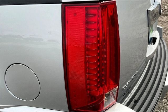 2013 Cadillac Escalade Platinum Edition