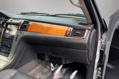 2013 Cadillac Escalade Platinum Edition