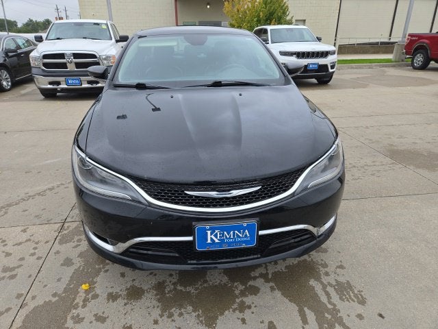 2016 Chrysler 200 C