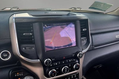 2020 RAM 1500 Laramie Crew Cab 4x4 5'7" Box