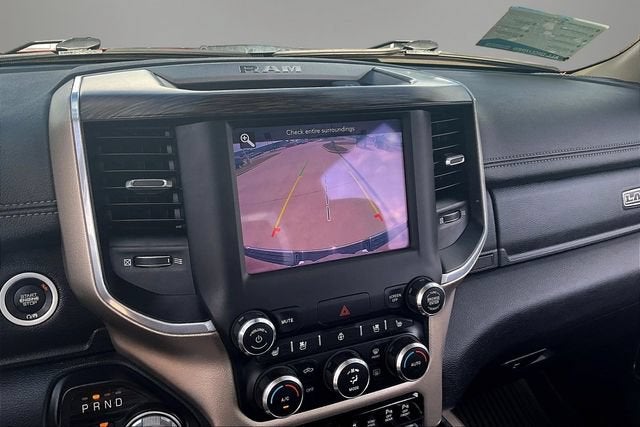 2020 RAM 1500 Laramie Crew Cab 4x4 5'7" Box