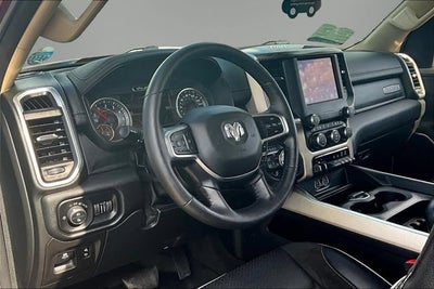 2020 RAM 1500 Laramie Crew Cab 4x4 5'7" Box