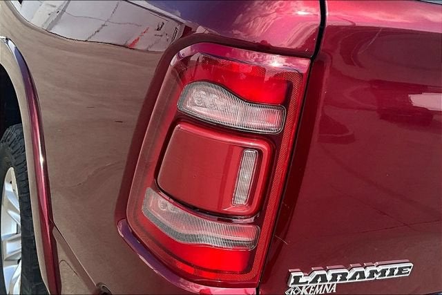 2020 RAM 1500 Laramie Crew Cab 4x4 5'7" Box