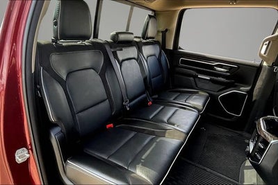 2020 RAM 1500 Laramie Crew Cab 4x4 5'7" Box