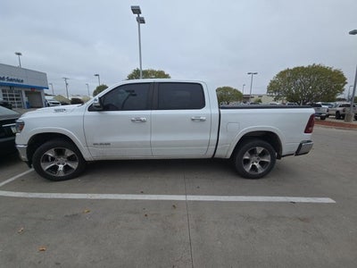 2020 RAM 1500 Laramie Crew Cab 4x4 5'7" Box