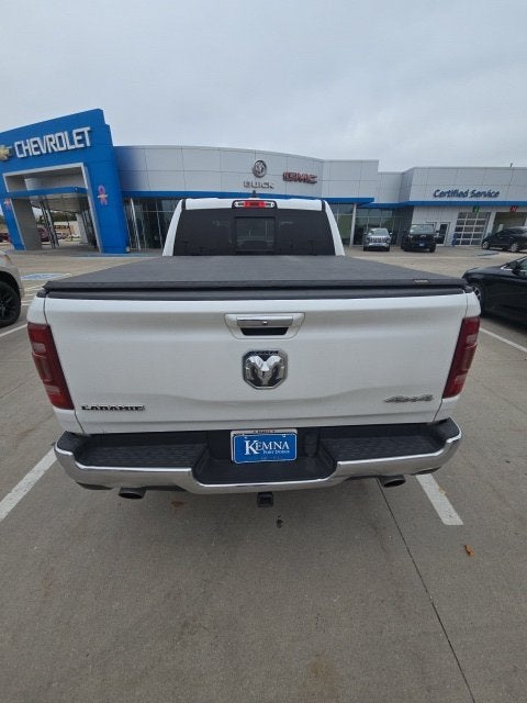 2020 RAM 1500 Laramie Crew Cab 4x4 5'7" Box