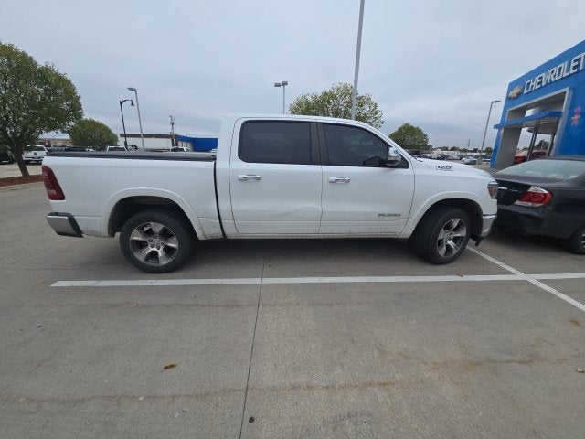 2020 RAM 1500 Laramie Crew Cab 4x4 5'7" Box