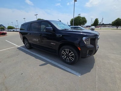 2021 GMC Yukon XL AT4