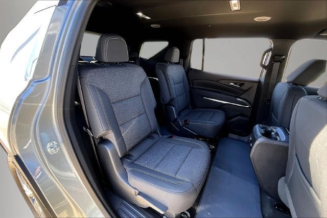 2027 Chevrolet Traverse LT - Photo 9