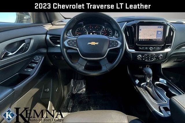 2023 Chevrolet Traverse LT Leather