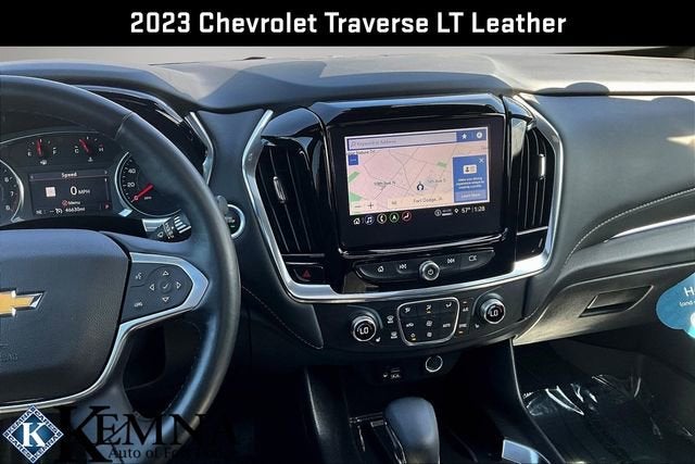 2023 Chevrolet Traverse LT Leather