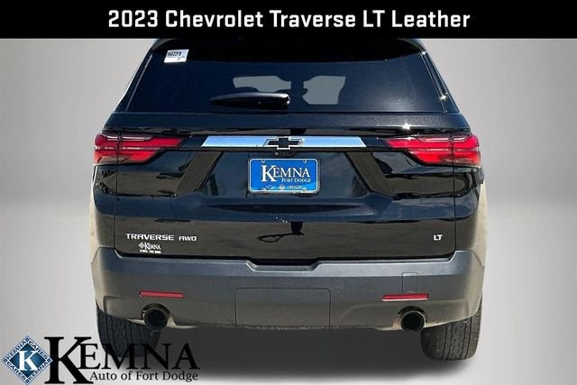 2023 Chevrolet Traverse LT Leather
