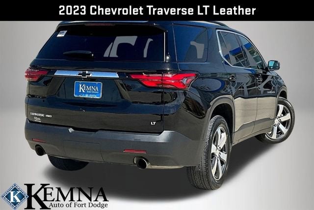 2023 Chevrolet Traverse LT Leather