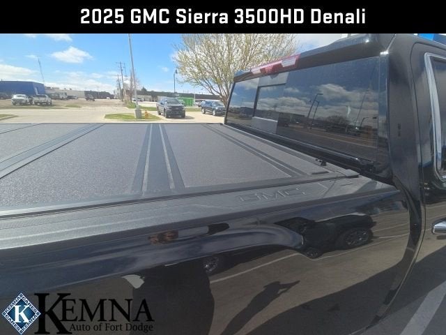 2025 GMC Sierra 3500 HD Denali