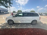 2013 Chrysler Town & Country Touring-L