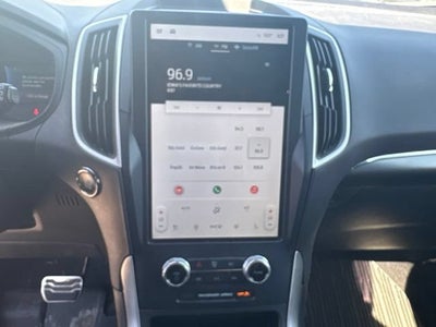 2022 Ford Edge ST-Line