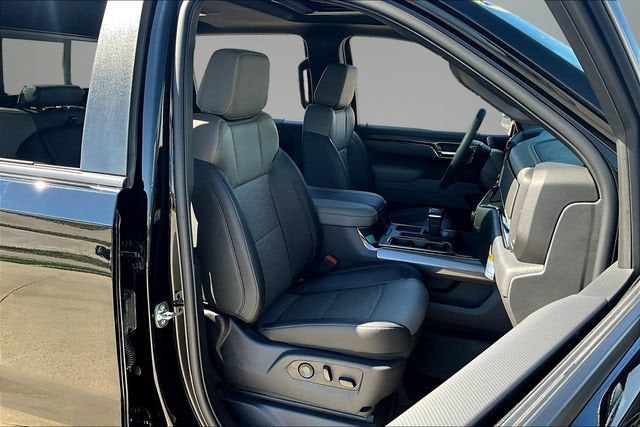 2026 Chevrolet Silverado 1500 ZR2 - Photo 11