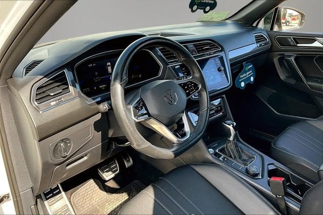 2023 Volkswagen Tiguan SE R-LINE BLACK - Photo 17