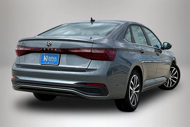 2025 Volkswagen Jetta SE - Photo 6