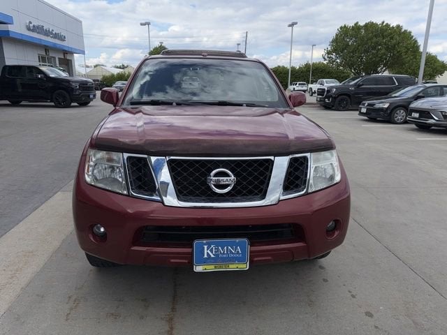 2008 Nissan Pathfinder SE
