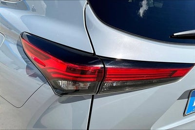 2022 Toyota Highlander Hybrid XLE Bronze Edition