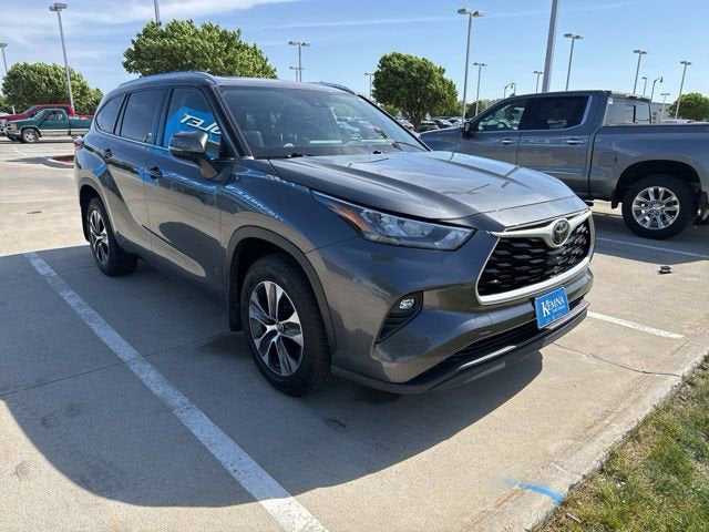 2020 Toyota Highlander XLE 4x4 V6's photo