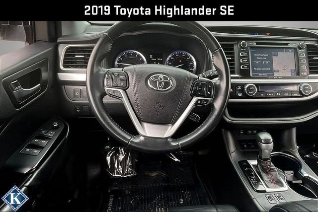 2019 Toyota Highlander SE