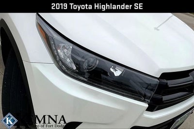 2019 Toyota Highlander SE