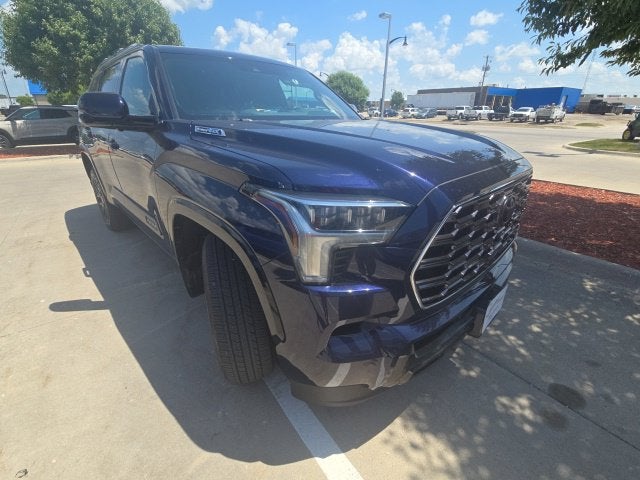 2024 Toyota Sequoia SR5