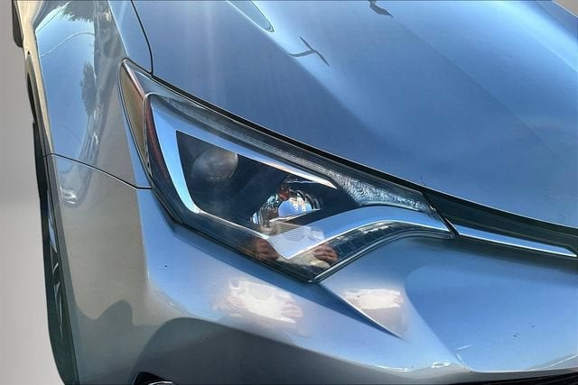 2018 Toyota RAV4 XLE - Photo 30