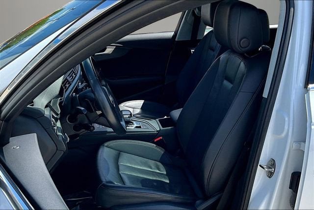 2019 Audi A4 Premium Plus